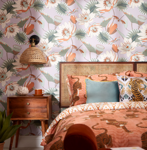 Pola dinding berbentuk hewan-hewan lucu